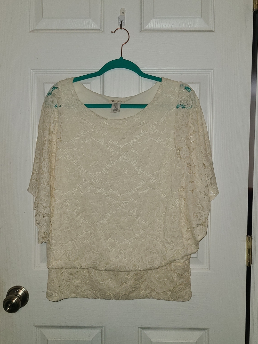 Brittany Black - Cream Lace Blouson Top